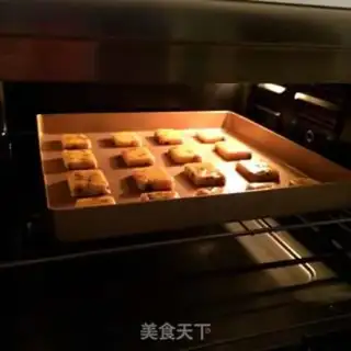 Make raisin souffle step 14