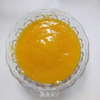 Make Mango yogurt mousse step 1