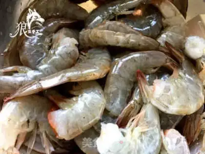 Make Garlic shrimp step 0