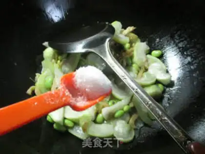 Make Squeeze the cabbage for the night step 7