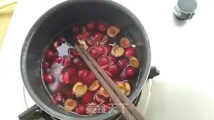 Make Cherry jelly mousse cake step 2