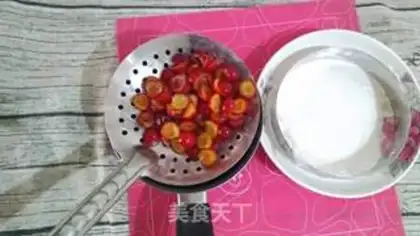 Make Cherry jelly mousse cake step 3
