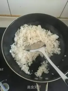 Make Pineapple rice step 6