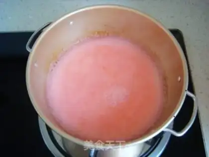 Make Strawberry cartoon pudding step 4