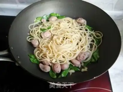 Make Garlic pasta step 8