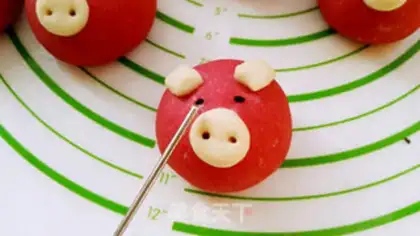 Make Two-coloured pig buns step 13