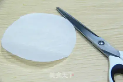 Make Strawberry roll step 1
