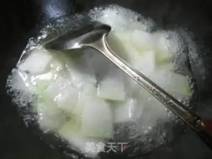Make Beef melon soup step 2