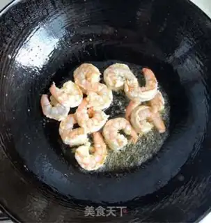 Make Dutch soy shrimp step 1