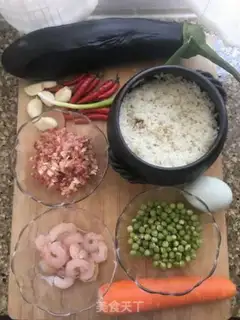 Make Quick egg fried rice step 0