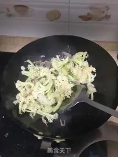 Make Sausage and omelet step 5