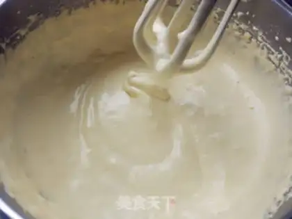 Make Honey-flowing dented cake step 7