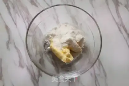 Make Cherry cheese pie step 2