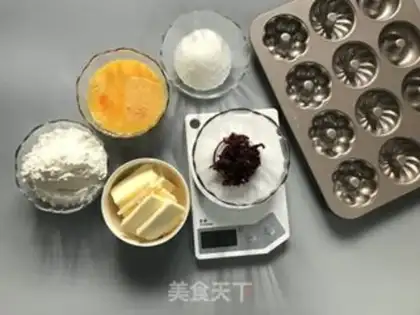 Make Rose Madeleine step 0