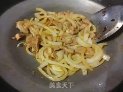 Make Onion chops and cheese step 4