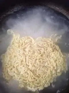 Make Eggs and noodles step 1
