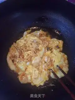Make Eggs and noodles step 4