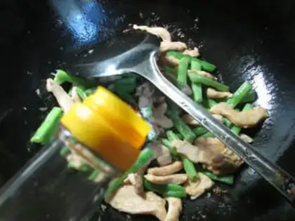 Make Peaches fried chicken chest step 13