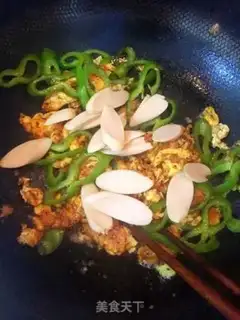 Make Eggs and noodles step 6