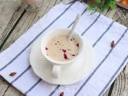 Make Rose milk tea step 4