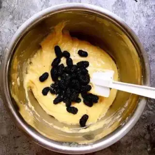 Make A sauna maffon cake step 5