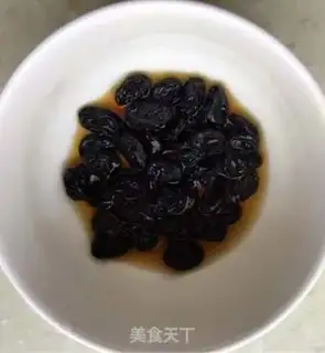 Make Black gallons of pecan bread step 0