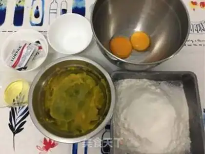 Make Pumpkin balls step 0