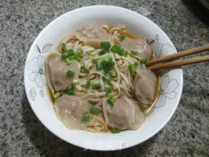 Make dumpling soup noodles step 8