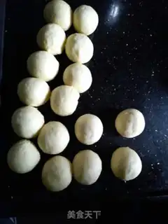 Make Lotus buns step 2