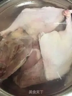 Make Pretzel water makes duck legs step 2