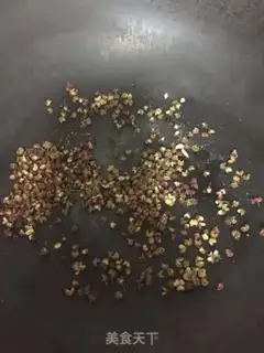 Make Pretzel water makes duck legs step 3