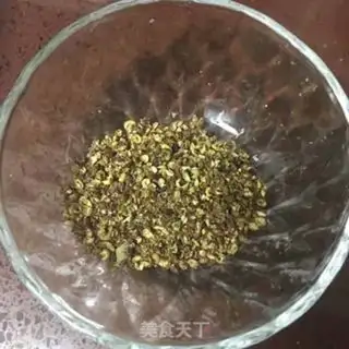 Make Pretzel water makes duck legs step 5
