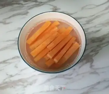 Make Blueberry sauce with red fries step 2