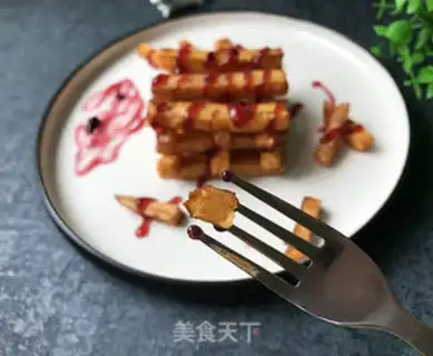 Make Blueberry sauce with red fries step 10