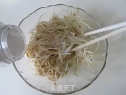Make The mustard sprouts step 3