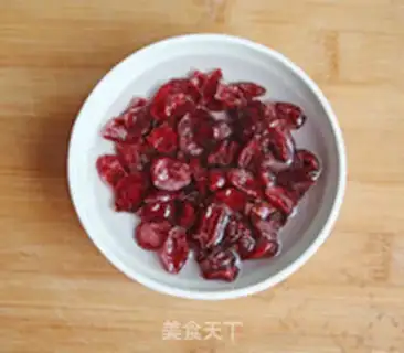 Make The orchid salad step 0