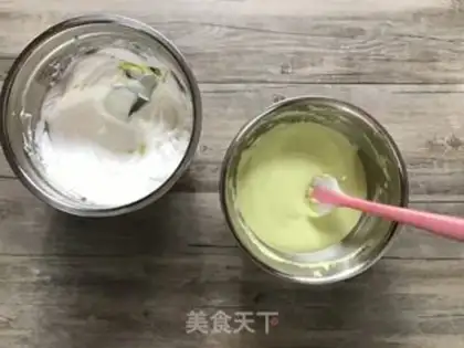 Make Cherry strawberry mousse step 6