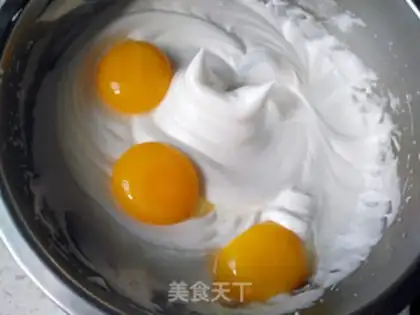 Make Whole wheat sponge cake step 1