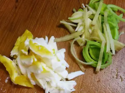 Make ♪ ♪ ♪ Scratch broccoli ♪ step 1