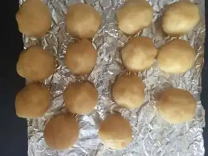 Make Sesame peaches step 3