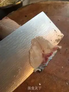 Make Sichuan boiled fish step 1