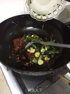 Make Sichuan boiled fish step 7