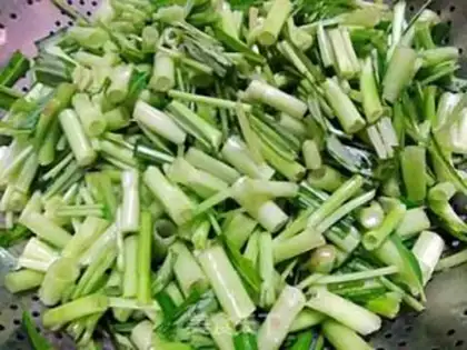 Make Pickle bean-bread step 1
