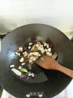 Make Northeast sauce bone step 1
