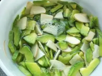 Make Melon apple yeast step 2