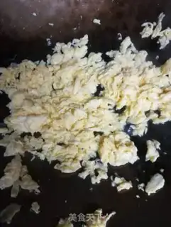 Make An egg box of celery step 2