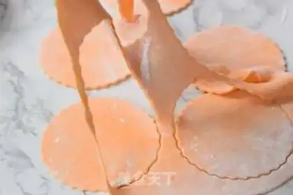 Make Colored shrimp dumplings step 4