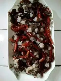Make Spicy lobster step 1