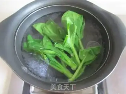 Make An egg box of celery step 10