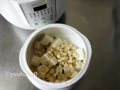 Make Almond tofu soup step 3